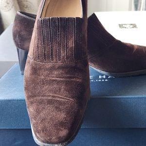 Women's Salvatore Ferragamo brown suede shoes 7B